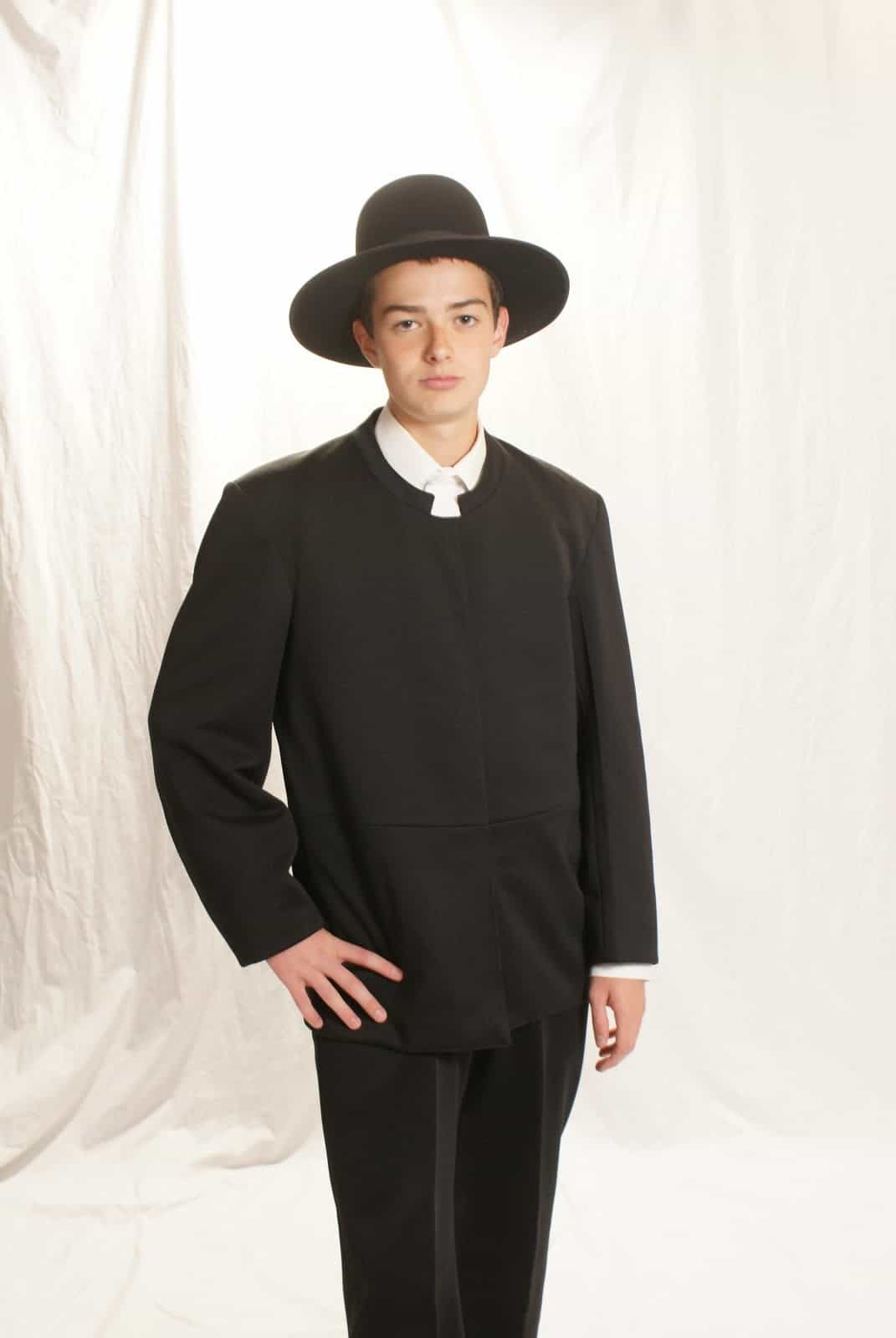 What is the amish dress code